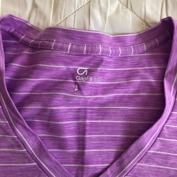 GAP maternity t-shirts x2 - Picture 4 of 4